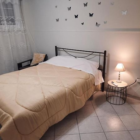 Apartament Lousi House Ateny Zewnętrze zdjęcie